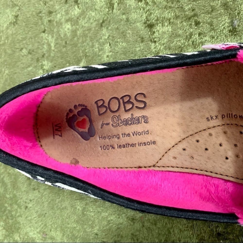 Euc Bobs Zebra Print Plush Pink Inside! Wow! - image 4